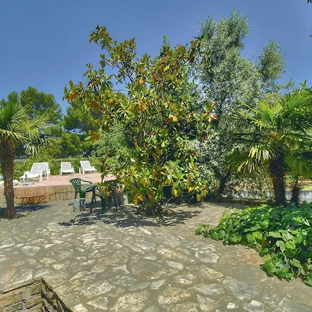 Дом отдыха Cozy In With Wifi *