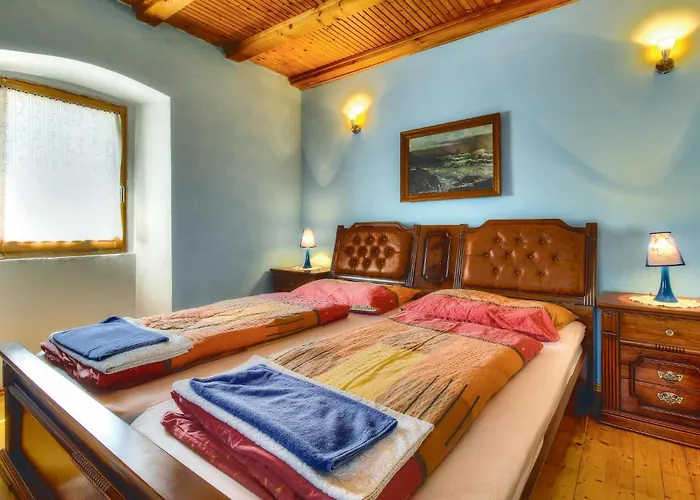 Cozy In Kastel With Wifi * Dragonja